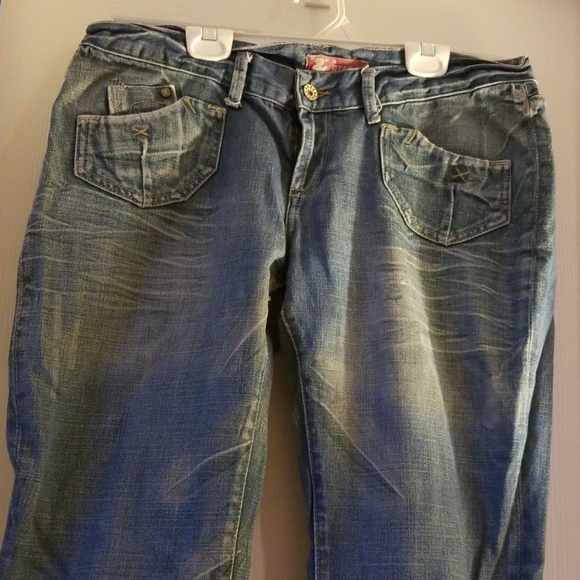 Light Wash Denim Jeans - Picture 2 of 4